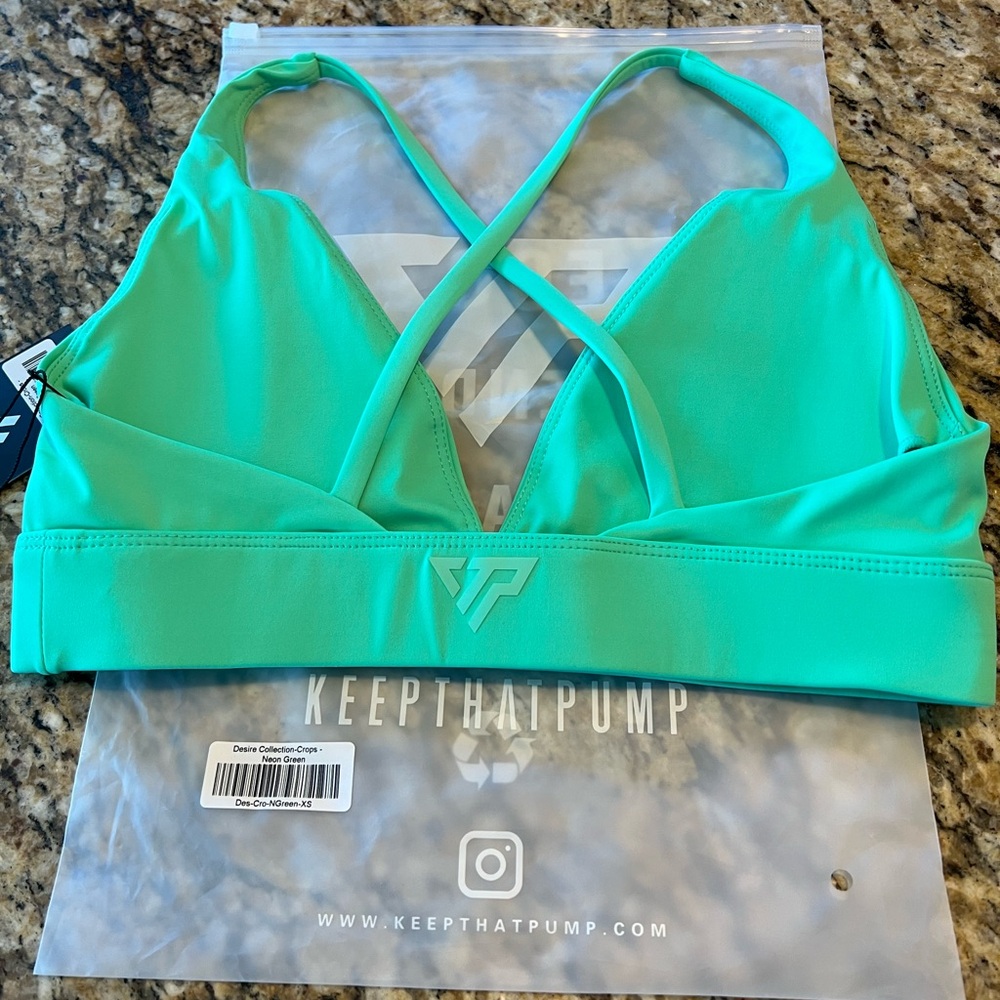 KEEPTHATPUMP DESIRE CROP - NEON GREEN - Picture 4 of 5